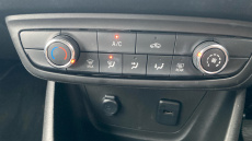 Vauxhall Crossland 1.2 Design 5dr Petrol Hatchback